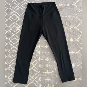 ZYIA Retired Black Ascend Capri Leggings